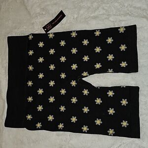 NOBO Womens size Small S bike seamless shorts black floral